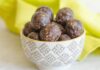 Boulettes aux raisins secs et aux amandes