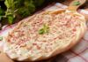 Flammekueche ( tarte flambée ) légère