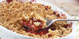 Crumble fraises-rhubarbe au Thermomix