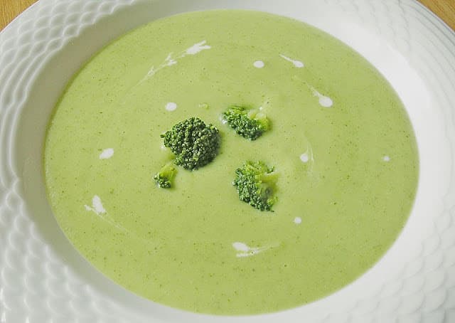 Soupe de brocoli au parmesan avec Thermomix