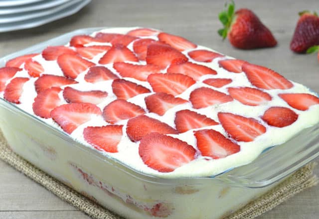 Tiramisu Aux Fraises Et Au Chocolat Blanc Au Thermomix Plat Et Recette