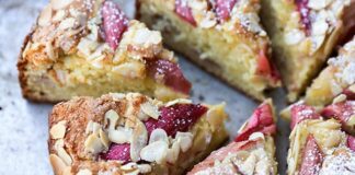 gâteau à la rhubarbe au Thermomix
