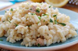 Risotto léger au thon et citron