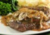 Steak de boeuf aux champignons de paris