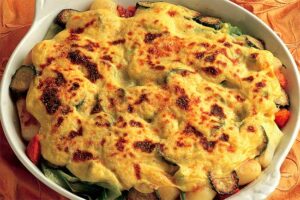 Gratin de pommes de terre, courgettes et thon