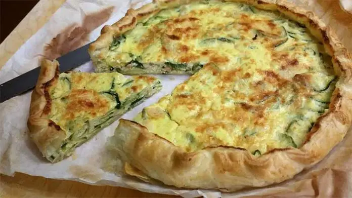 Quiche au thon et courgettes