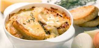 Soupe gratinée aux oignons