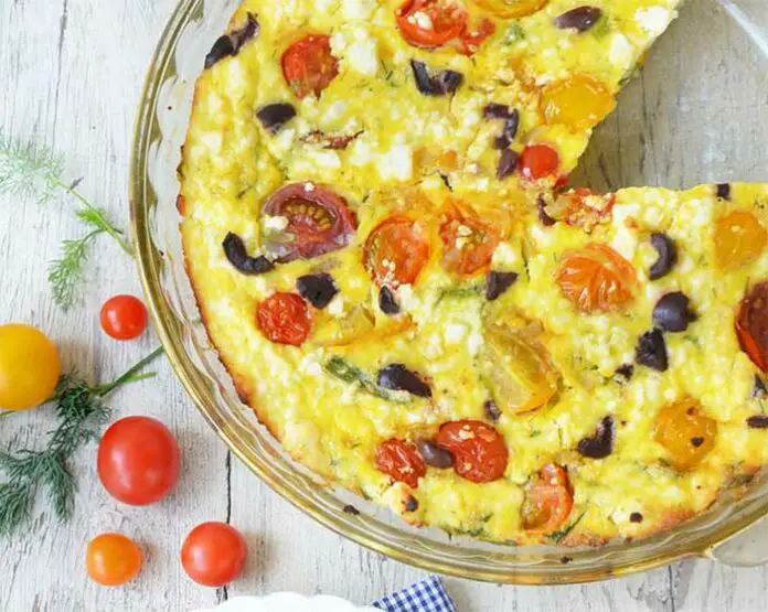 Quiche sans pâte à la tomate et feta