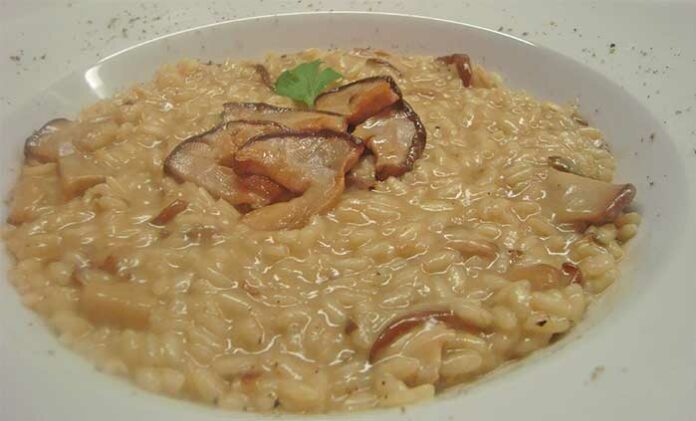 Risotto au poulet et champignons