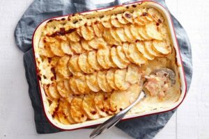 Gratin de pommes de terre au saumon fumé
