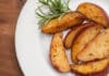 Pommes de terre au four à l'ail et au parmesan