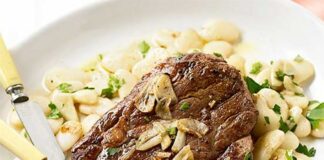 Steak à l’ail et aux haricots blancs sautées