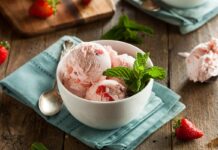 Glace à la fraise sans sorbetière