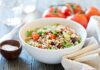 Salade de quinoa et légumes frais