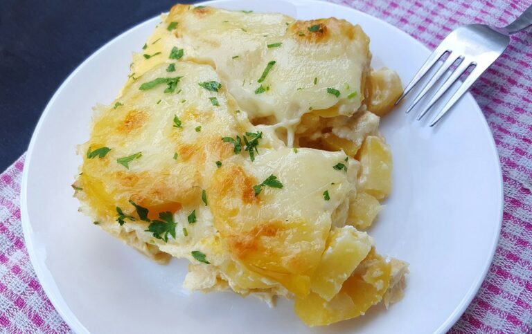 Gratin de pommes de terre au yaourt (léger)