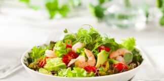 Salade d’avocats aux crevettes