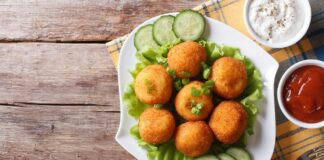 Croquettes de pomme de terre et blanc de poulet