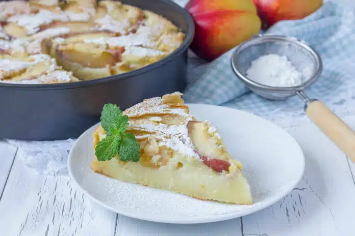 Clafoutis à la pêche et au yaourt 0%