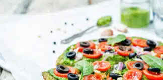 Pizza de courgettes au pesto