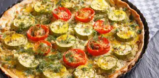 Tarte appétissante à la courgettes et aux crevettes