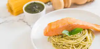 Pâtes au saumon et pesto