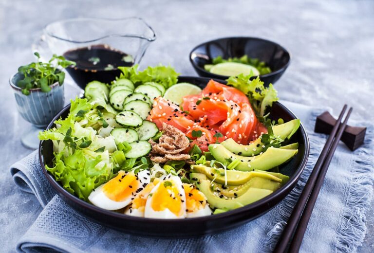 Bowl au saumon ultra gourmand et anti-gaspi