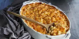 Gratin de pâtes au thon et sauce tomate