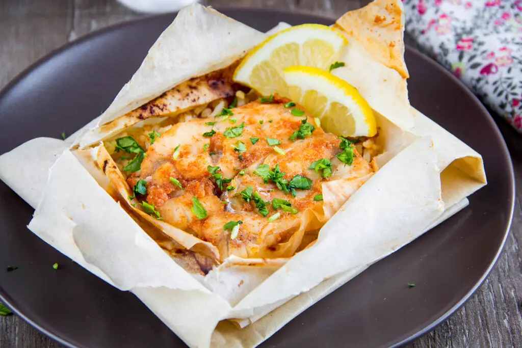 Papillote de saumon au citron et ail