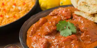 Poulet au curry et lait de coco