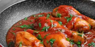 cuisses de poulet à la crème de tomate