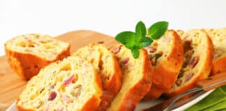 Faites ce délicieux cake au jambon et au Boursin au Thermomix