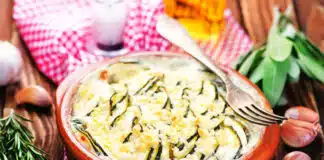 gratin de riz avec courgettes et viande hachée