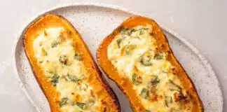 Butternut farcie au fromage frais et lardons