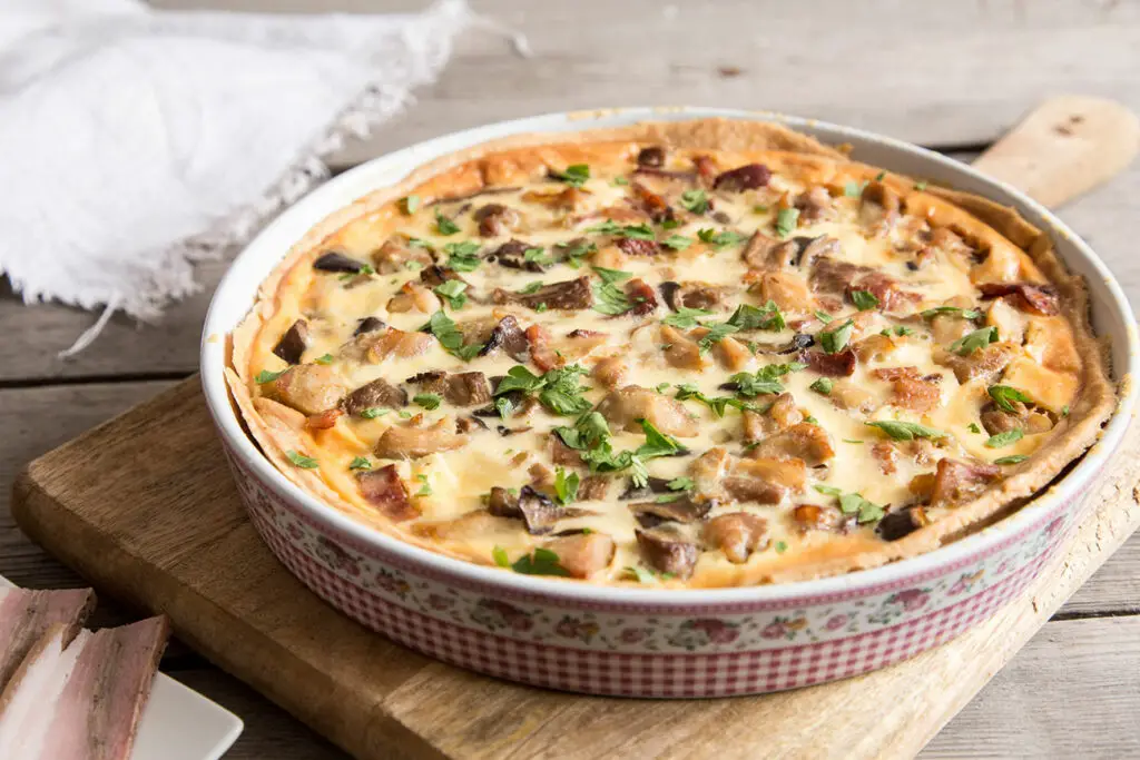 Quiche au poulet et champignons