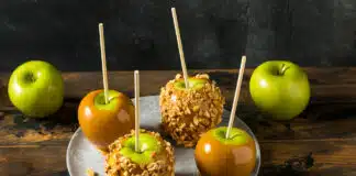 Les pommes au caramel