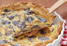 Quiche au roquefort et aux champignons,