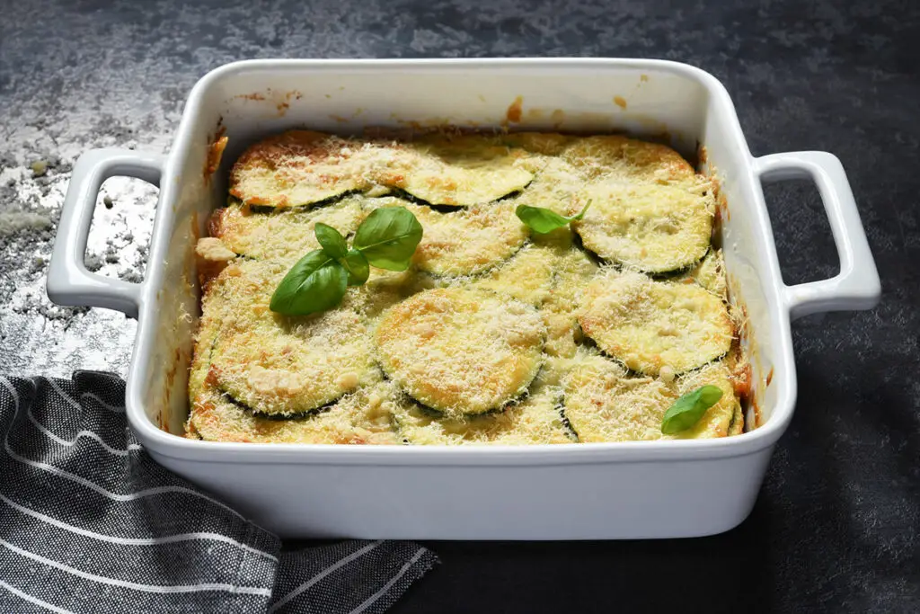 Gratin de courgettes, pommes de terre et saumon