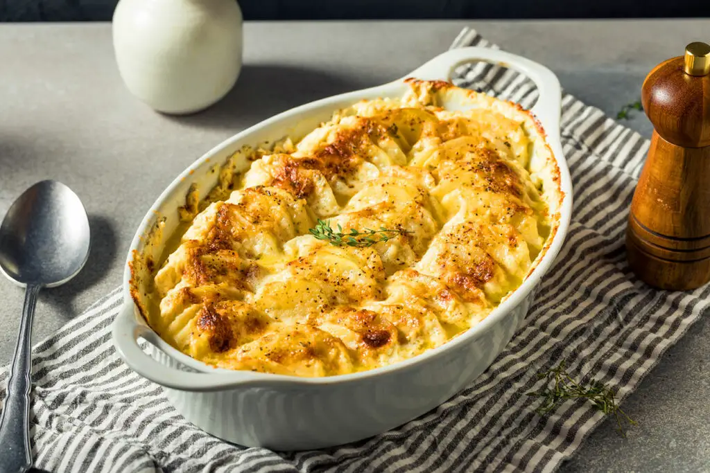 Gratin de pommes de terre et poireaux