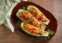 Courgettes farcies à la viande et aux légumes