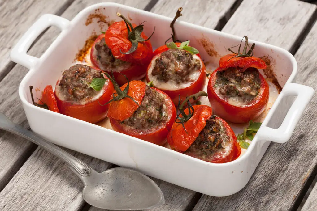 Tomates farcies aux herbes