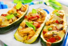 Courgettes farcies de poulet au curry