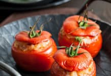 Tomates Farcies au Riz et Viande Hachée