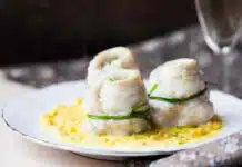 Rouleaux de filet de poisson blanc farci aux herbes