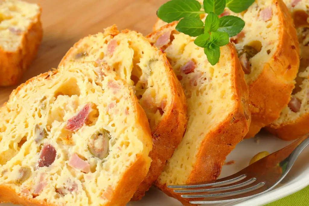 Cake au Jambon et Fromage