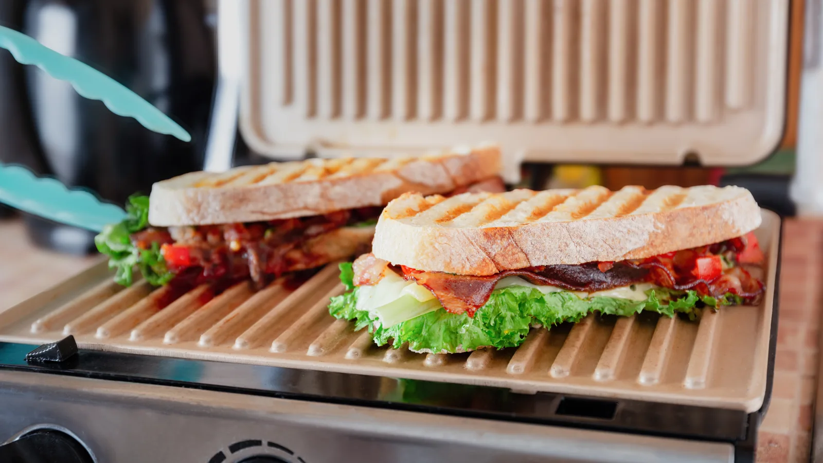 Panini maison : garnitures et cuisson sans appareil